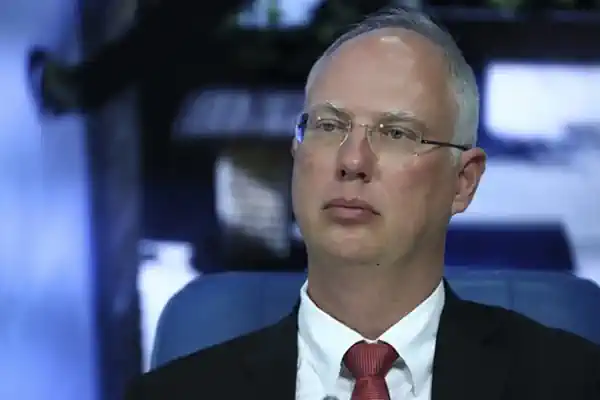 Le Monde ��������� ��� ���� ������� �� ���������� ��� � �����