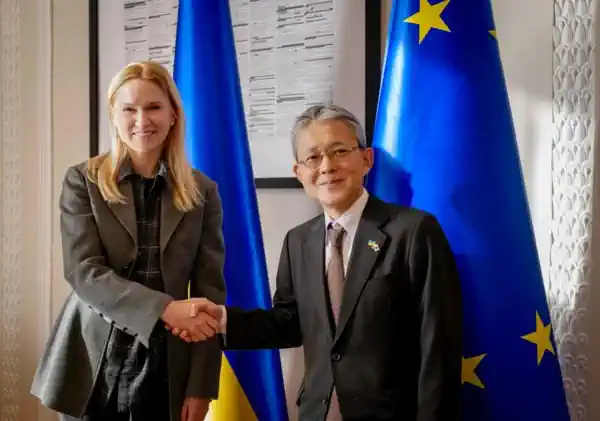 ������ ��������� ��� �������� $6 ���� �� ����������� �� �������� �������� ������