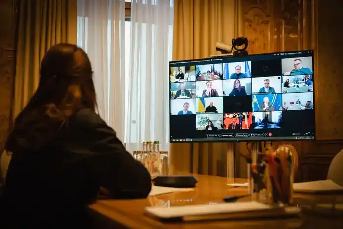 �������� � ������ G7+ �������� �������� ���������� ������