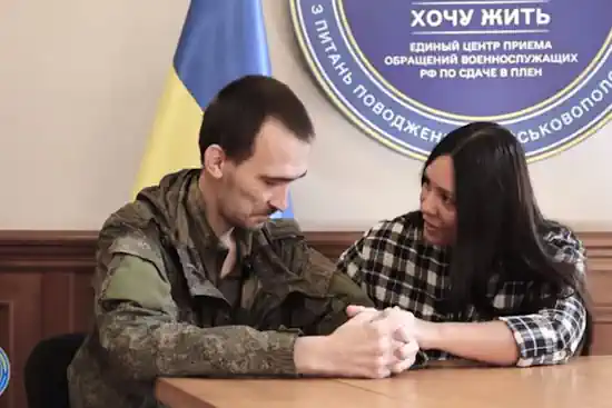 Вперше дружина російського військовополоненого приїхала до України за чоловіком