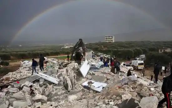 Кількість загиблих внаслідок землетрусів в Туреччині і Сирії сягнула 12 тисяч